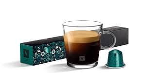 Verre de café Nespresso avec capsule et boîte d'emballage. dakar - sénégal